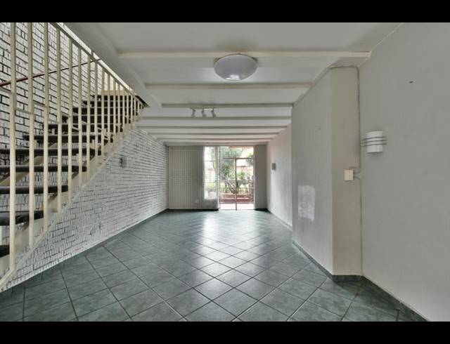 2 BEDROOM DUPLEX FOR SALE IN THE HILL